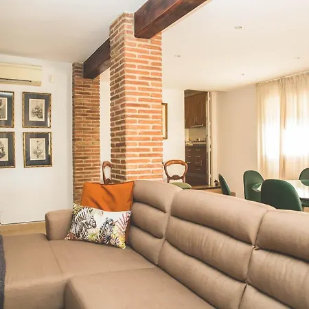 Espaciosa En Mijas Costa Para 10 Personas Апартаменты