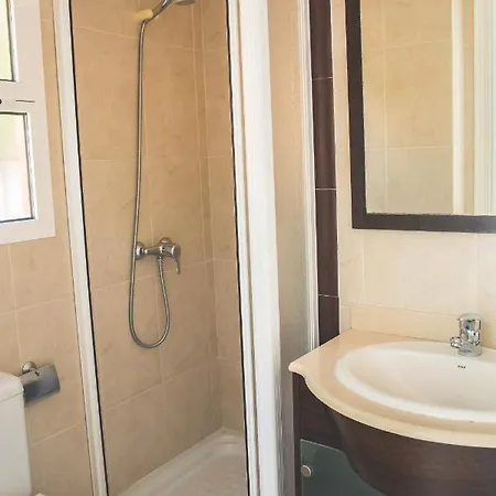 Espaciosa En Mijas Costa Para 10 Personas דירה *